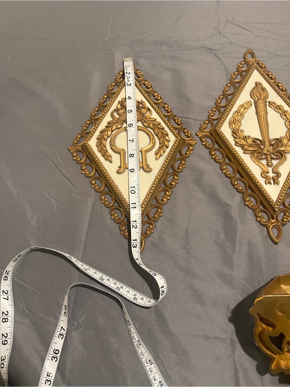 Homco Gold and Cream Ornate 4-Piece Wall Plaque Set with Urn and Lyre Motifs - Picture 9 of 12